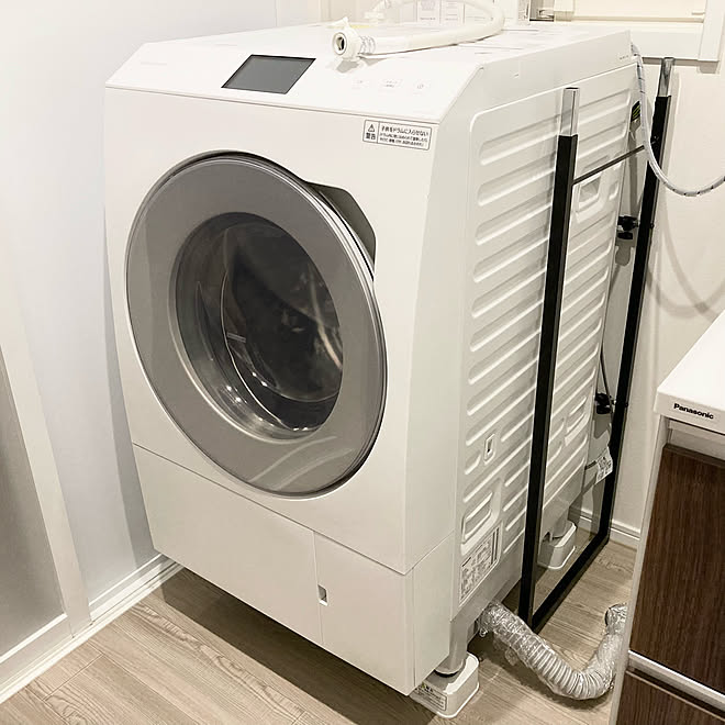 収納家具 ブラック家具 ブラック デッドスペース活用法 デッドスペース などのインテリア実例 22 01 19 29 00 Roomclip ルームクリップ