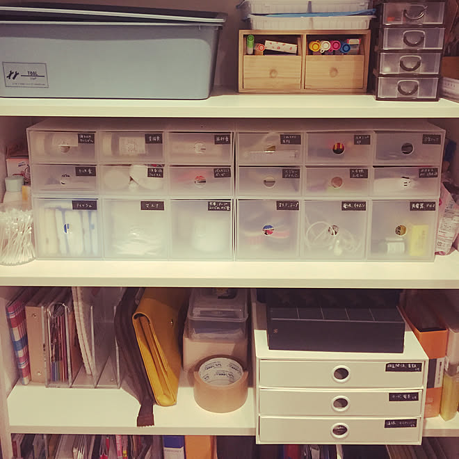 棚 ポリプロピレン収納 ダイソー ニトリ 白と木 などのインテリア実例 18 10 03 17 43 46 Roomclip ルームクリップ