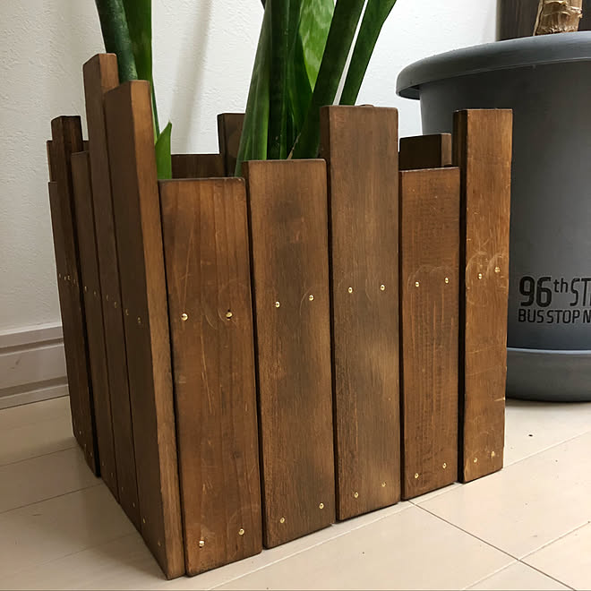 Diy 観葉植物 木材diy 木材 プランターカバーdiy などのインテリア実例 19 04 28 21 19 28 Roomclip ルームクリップ Diy 観葉植物 木材diy 木材 プランターカバーdiy などのインテリア実例 19 04 28 21 19 28 Roomclip ルームクリップ