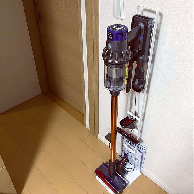 部屋全体/山崎実業/Dyson V10/Dyson/掃除機スタンド...などのインテリア実例 20180704 101607