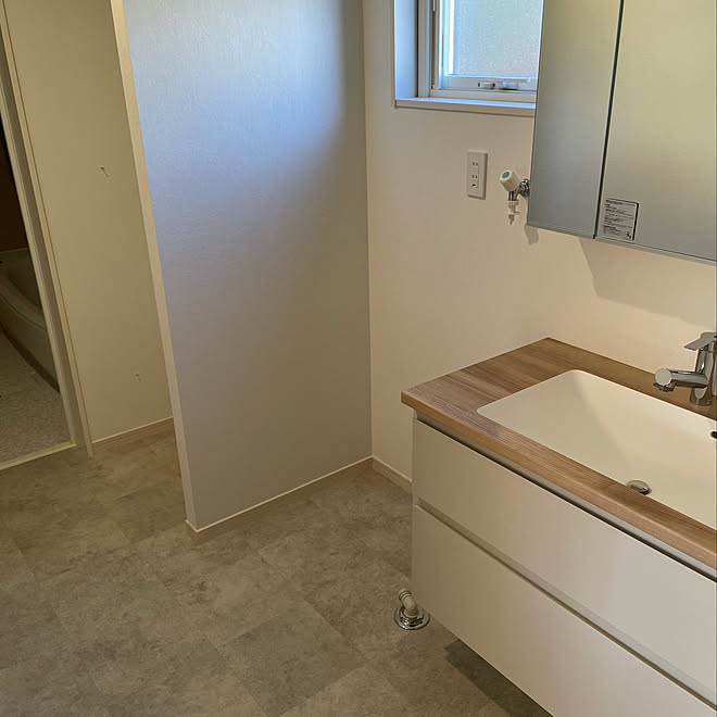 アイカ工業 スマートサニタリー 洗面台 バス トイレのインテリア実例 21 10 27 23 45 04 Roomclip ルームクリップ アイカ工業 スマートサニタリー 洗面台 バス トイレのインテリア実例 21 10 27 23 45 04 Roomclip ルームクリップ