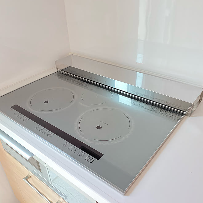 排気口カバー Ihクッキングヒーター 予防掃除 一条工務店 キッチンのインテリア実例 19 10 26 13 26 46 Roomclip ルームクリップ