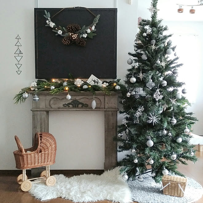 棚 クリスマス クリスマス飾り クリスマス雑貨 ナチュラルインテリア などのインテリア実例 18 11 26 16 37 11 Roomclip ルームクリップ