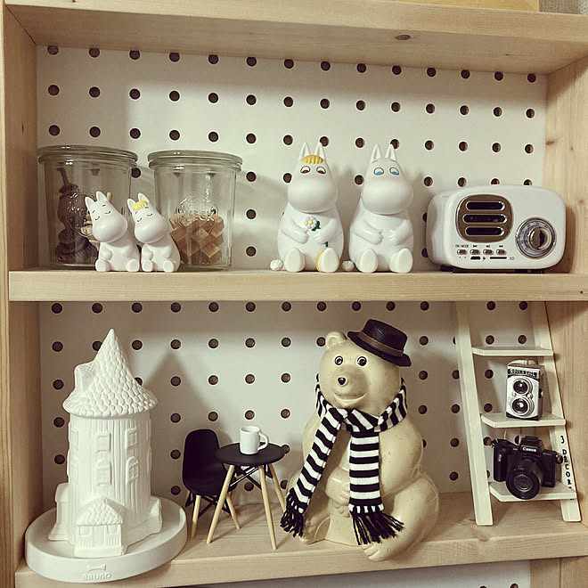 ダイソーレトロスピーカー みなさまありがとうございます ムーミンハウス シロクマ貯金箱 ミニチュア などのインテリア実例 21 12 10 46 13 Roomclip ルームクリップ
