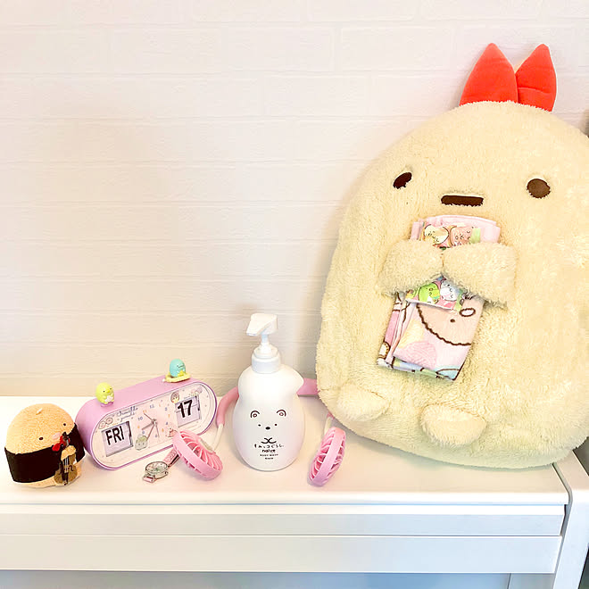 Ufoキャッチャー戦利品 すみっコぐらし 子供のいる暮らし 机のインテリア実例 07 17 08 45 44 Roomclip ルームクリップ