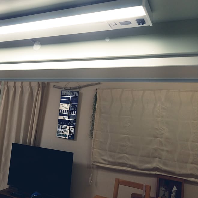 キッチン タッチレス 照明器具 スリム 寝る前に眩しい などのインテリア実例 17 06 16 23 27 02 Roomclip ルームクリップ
