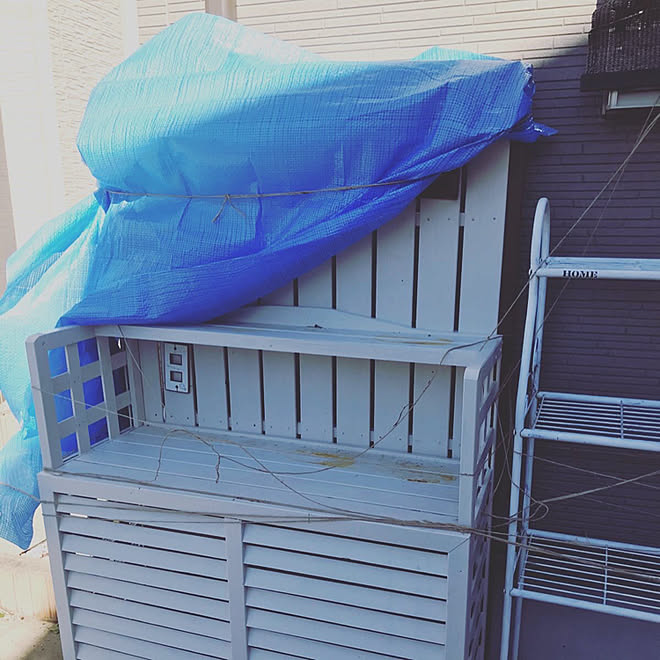 玄関 入り口 台風対策 ブルーシート 備えあれば憂いなし ダイソー などのインテリア実例 19 10 16 09 51 35 Roomclip ルームクリップ 玄関 入り口 台風対策 ブルーシート 備えあれば憂いなし ダイソー などのインテリア実例 19 10 16 09 51 35 Roomclip ルームクリップ