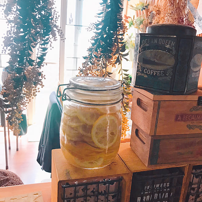 キッチンからの眺め ミモザドライ キッチンカウンターの上 砂糖漬け 密閉瓶 などのインテリア実例 21 04 25 13 33 53 Roomclip ルームクリップ