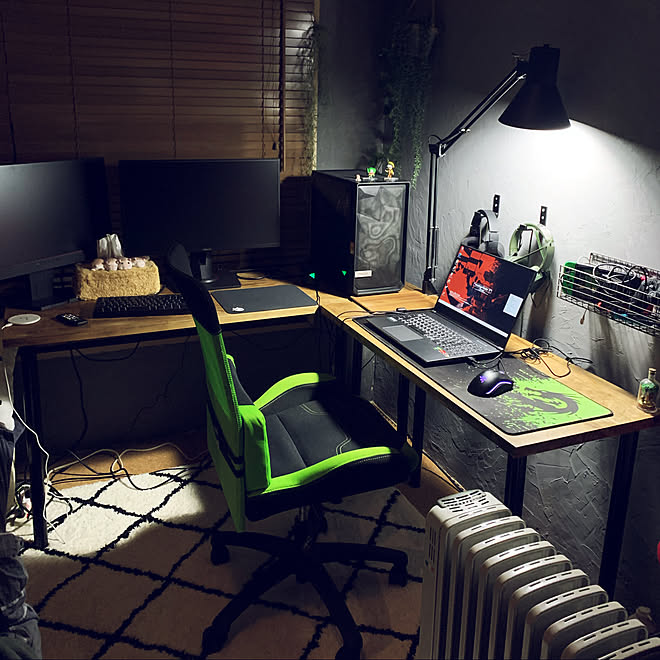 ゲーミングデスク おうち撮影クエスト 築51年 Diy フェイクグリーン などのインテリア実例 21 01 14 03 53 00 Roomclip ルームクリップ ゲーミングデスク おうち撮影クエスト 築51年 Diy フェイクグリーン などのインテリア実例 21 01 14 03 53 00 Roomclip ルームクリップ
