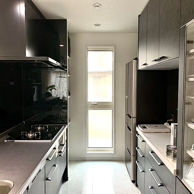 シンプルな暮らしに憧れる シンプルライフ 見えない場所に棚収納 家電を隠す 家電収納棚 などのインテリア実例 02 13 19 00 55 Roomclip ルームクリップ