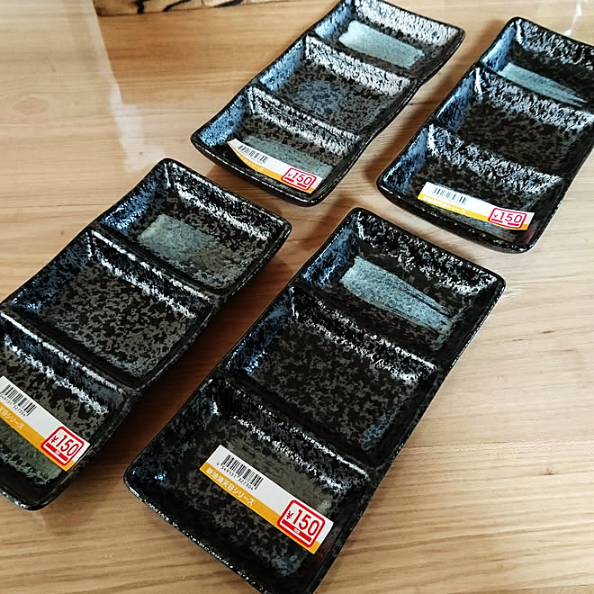 キッチン ダイソー 木のおうち お皿 三連皿 などのインテリア実例 19 03 22 14 29 23 Roomclip ルームクリップ