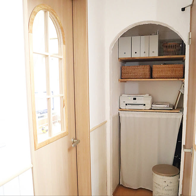 パントリーdiy パントリー収納 漆喰壁 窓枠diy 建売住宅 などのインテリア実例 08 27 51 43 Roomclip ルームクリップ