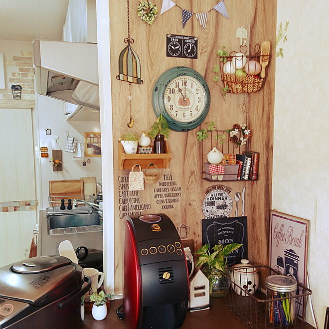 棚/コーヒーメーカー/時計/アンティーク雑貨/ナチュラルキッチン&hellip;などのインテリア実例 20201010 214235