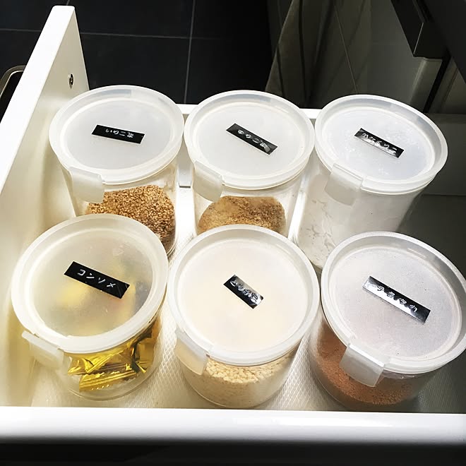 キッチン ダイモ タケヤアクリルキャニスター 調味料ボトル 調味料入れ などのインテリア実例 17 03 25 16 08 54 Roomclip ルームクリップ
