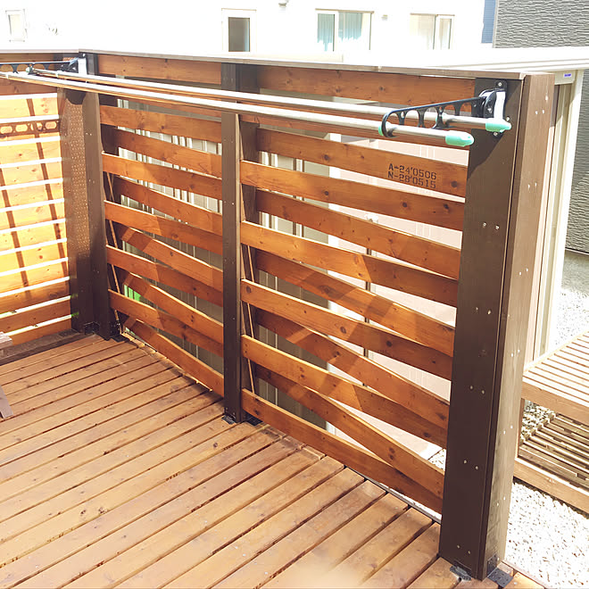 壁 天井 物干し竿付き Diy 編み込み ウッドフェンス Diy などのインテリア実例 17 08 01 22 52 54 Roomclip ルームクリップ