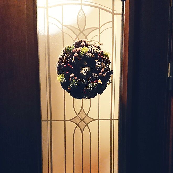 玄関ドア クリスマス飾り ニトリ 玄関 入り口 クリスマス などのインテリア実例 18 12 10 08 18 42 Roomclip ルームクリップ
