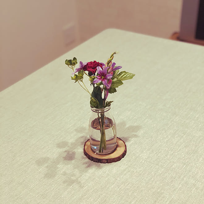 リューココリーネ 花瓶 フラワーベース コースター ダイニング などのインテリア実例 05 10 18 01 01 Roomclip ルームクリップ