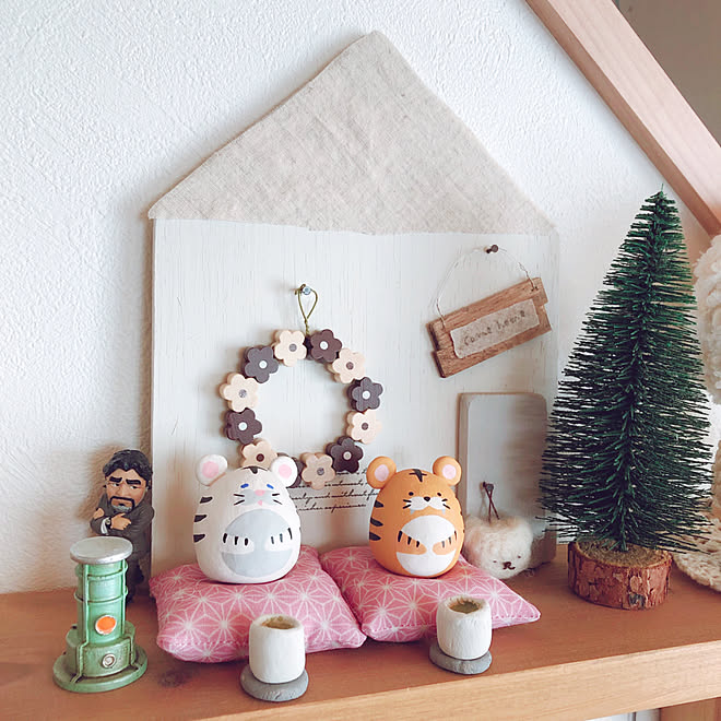 Mogさんの作品 セリア ダイソーのミニチュア座布団 クリスマス 穏やかな日常に感謝 ﾟ などのインテリア実例 21 12 06 14 50 48 Roomclip ルームクリップ