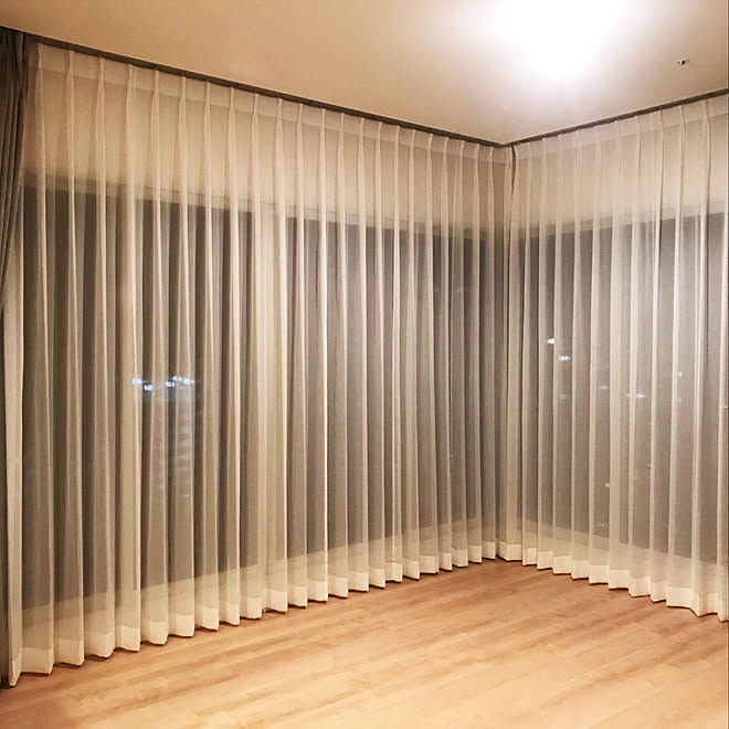 都会的 アーバンライフ リビング コーナー窓 レースカーテンのインテリア実例 03 13 01 41 17 Roomclip ルームクリップ 都会的 アーバンライフ リビング コーナー窓 レースカーテンのインテリア実例 03 13 01 41 17 Roomclip ルームクリップ