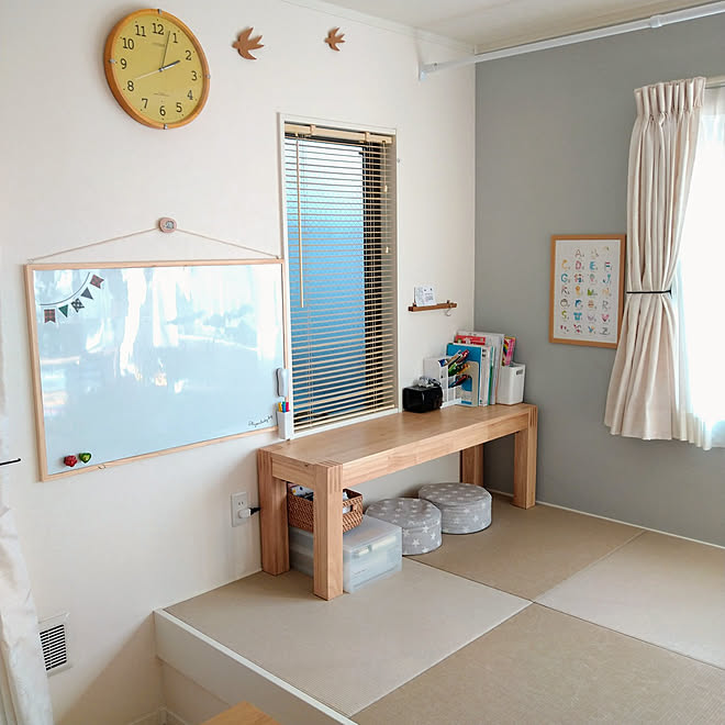 机 買ってよかったもの Hanaちゃん手作りつばめオーナメント 木目調ブラインド コメントお気遣いなく などのインテリア実例 11 19 12 35 32 Roomclip ルームクリップ