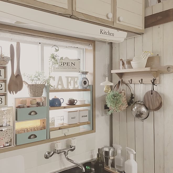 キッチン 昭和キッチン 洋風キッチン セリアリメイク スパイスラック キッチン雑貨 などのインテリア実例 17 02 17 11 58 05 Roomclip ルームクリップ