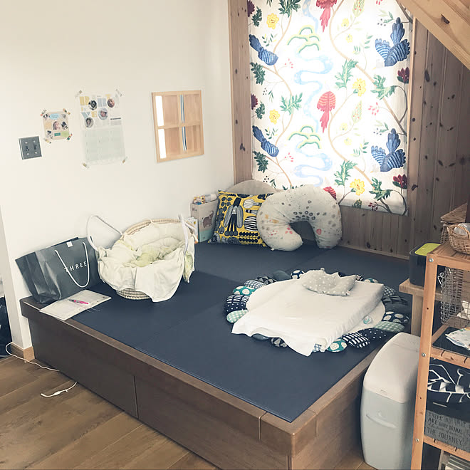 ベッド周り オムツ替えスペース お昼寝スペース 小上がり 小上がり畳スペース などのインテリア実例 18 07 02 10 38 49 Roomclip ルームクリップ