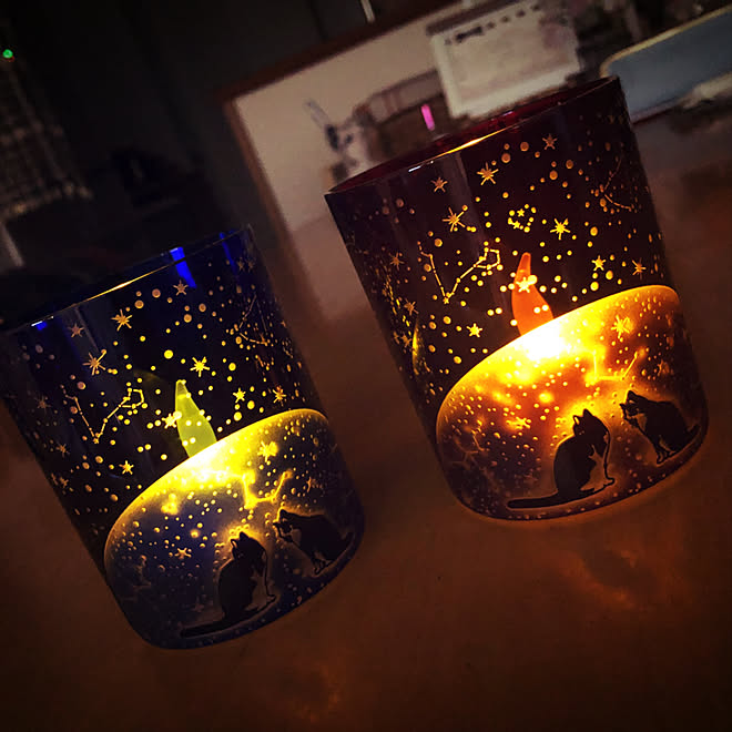 ペアグラス Ledキャンドル 星空 月夜の猫 切子グラスのある暮らし などのインテリア実例 02 08 10 28 51 Roomclip ルームクリップ