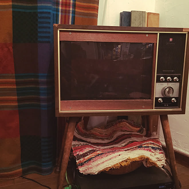 リビング レトロテレビ テレビ レトロ アンティークのインテリア実例 18 08 01 23 28 40 Roomclip ルームクリップ
