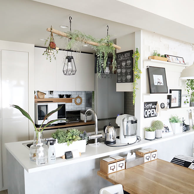 流木インテリア キッチンカウンター キッチン プチプラインテリア Ig Kiyo Home などのインテリア実例 04 14 22 31 03 Roomclip ルームクリップ