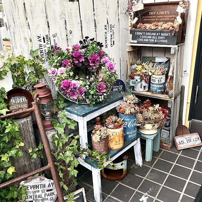 多肉箱diy 木箱 多肉植物 イケアステップリメイク ジャンクガーデン などのインテリア実例 01 30 16 15 40 Roomclip ルームクリップ