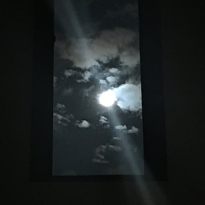壁 天井 満月 窓からの景色 月のインテリア実例 16 08 18 22 26 48 Roomclip ルームクリップ 壁 天井 満月 窓からの景色 月のインテリア実例 16 08 18 22 26 48 Roomclip ルームクリップ