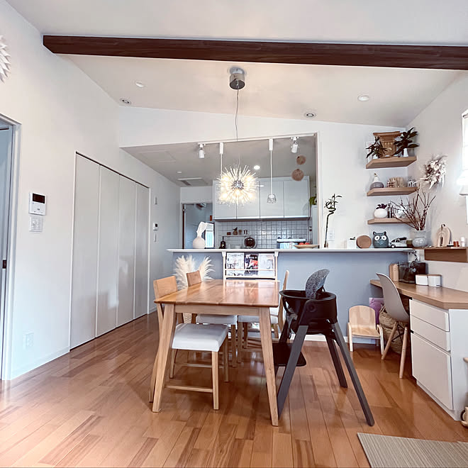 アクセントクロス 一軒家 16 5畳ldk 二階リビング 小さいお家 などのインテリア実例 21 10 11 13 14 56 Roomclip ルームクリップ