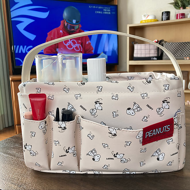 バニティケース 化粧品収納 しまむら スヌーピー リビングのインテリア実例 22 02 09 10 55 06 Roomclip ルームクリップ