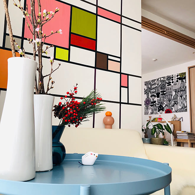 部屋全体 Marimekko マリメッコファブリックパネル イノシシ年 Ikea花瓶 などのインテリア実例 19 01 03 17 28 13 Roomclip ルームクリップ
