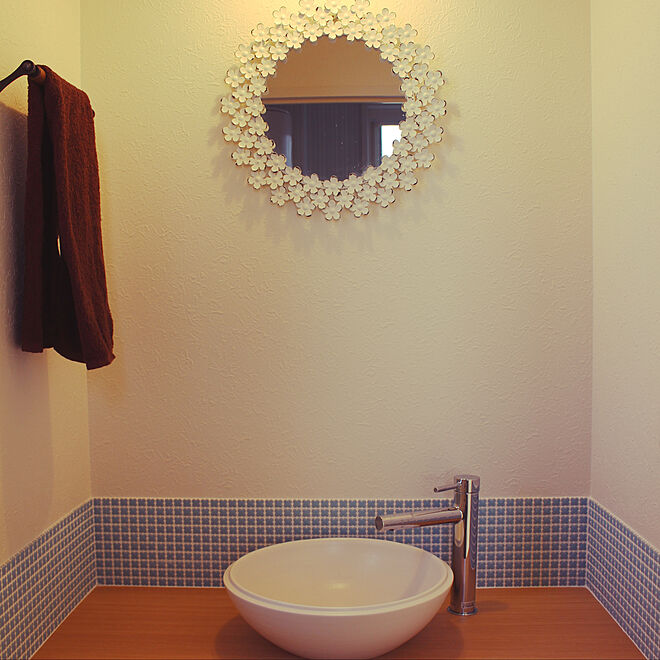 バス トイレ 可愛い鏡 洗面台周り 鏡 オシャレ鏡 などのインテリア実例 17 12 07 09 33 44 Roomclip ルームクリップ