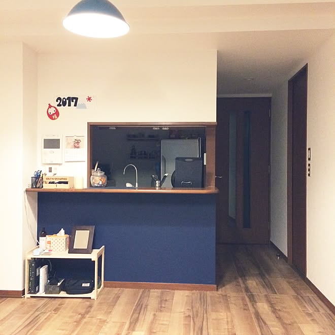 キッチン カウンターキッチン下 壁紙ペンキ塗り ニトリ Diy などのインテリア実例 17 02 13 23 15 04 Roomclip ルームクリップ