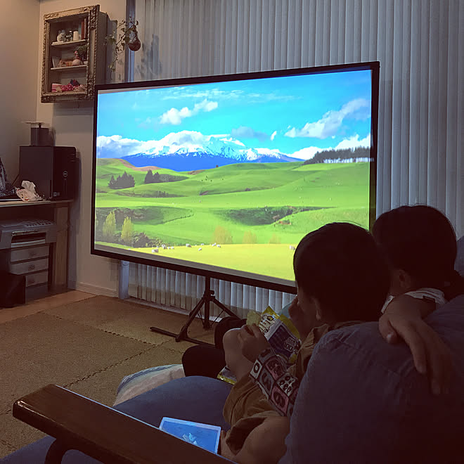 壁/天井/子供のいる暮らし/モニター当選/エプソンのホームプロジェクター/ホームシアター...などのインテリア実例 - 2018-10-12 15:53:49