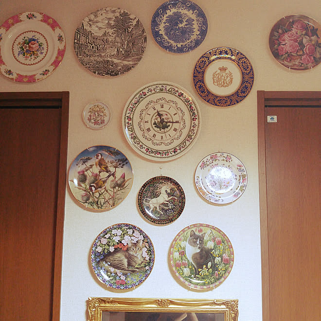 壁 天井 賃貸暮らし 絵皿 ディスプレイ 壁掛け などのインテリア実例 19 07 14 23 21 38 Roomclip ルームクリップ