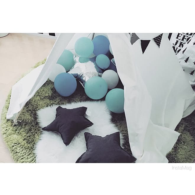 部屋全体 星形クッション 子供部屋男の子 ティピ 手作りティピーテント