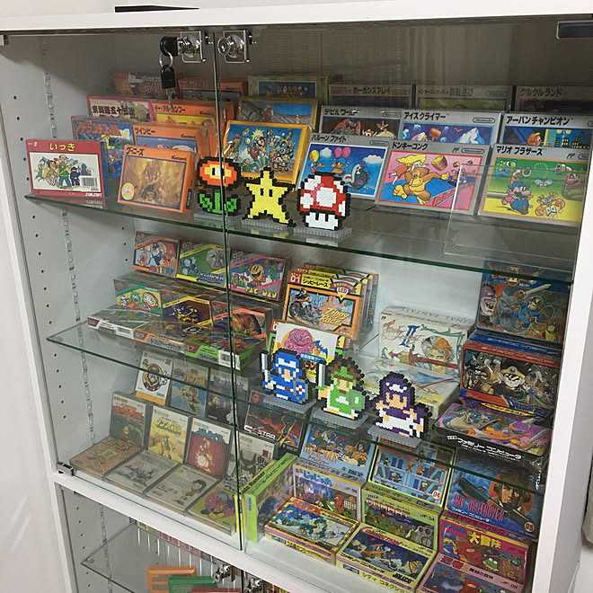 レトロ コレクション ファミコン 100均 棚のインテリア実例 06 11 18 09 Roomclip ルームクリップ