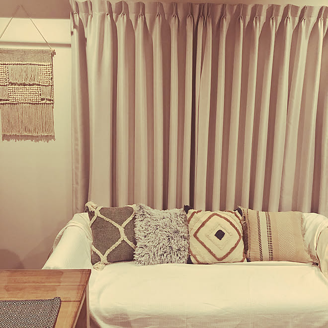 タペストリー スリーコインズ クッションカバー Boho リビング などのインテリア実例 04 16 21 22 18 Roomclip ルームクリップ