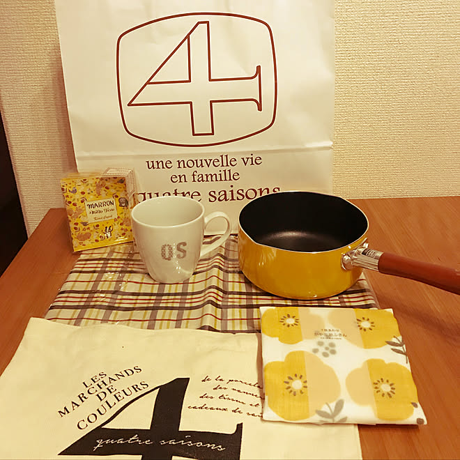 机 19福袋 キャトルセゾン カフェ風 ナチュラル などのインテリア実例 19 01 02 18 44 11 Roomclip ルームクリップ 机 19福袋 キャトルセゾン カフェ風 ナチュラル などのインテリア実例 19 01 02 18 44 11 Roomclip ルームクリップ