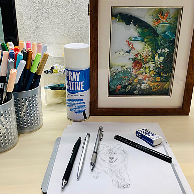 お絵描き道具 オオカミ作成中 オオカミの絵 リメイク お絵描き中 などのインテリア実例 10 10 14 54 24 Roomclip ルームクリップ