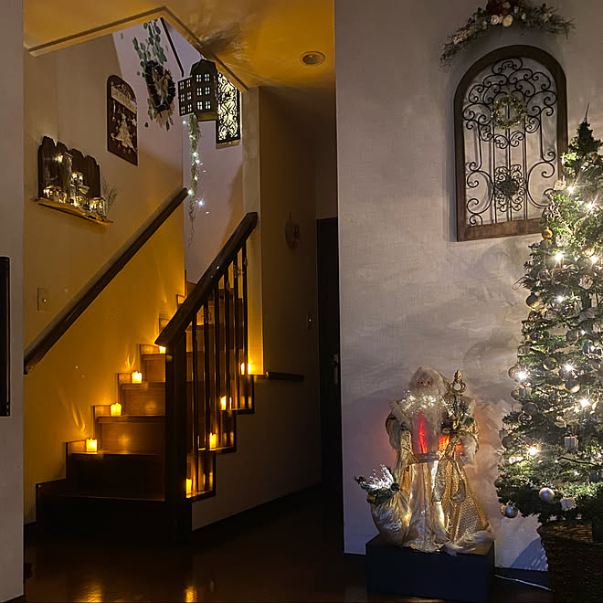 Shabbyちゃんのキャンドルハウス ライトアップ クリスマスツリー サンタクロース Diy などのインテリア実例 21 12 25 07 57 29 Roomclip ルームクリップ