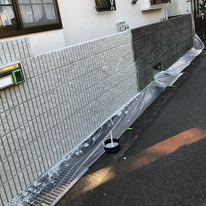 ブロック塀リメイク ブロック塀塗装 ブロック塀塗りました ブロック塀diy フレンチシック などのインテリア実例 06 13 22 18 28 Roomclip ルームクリップ