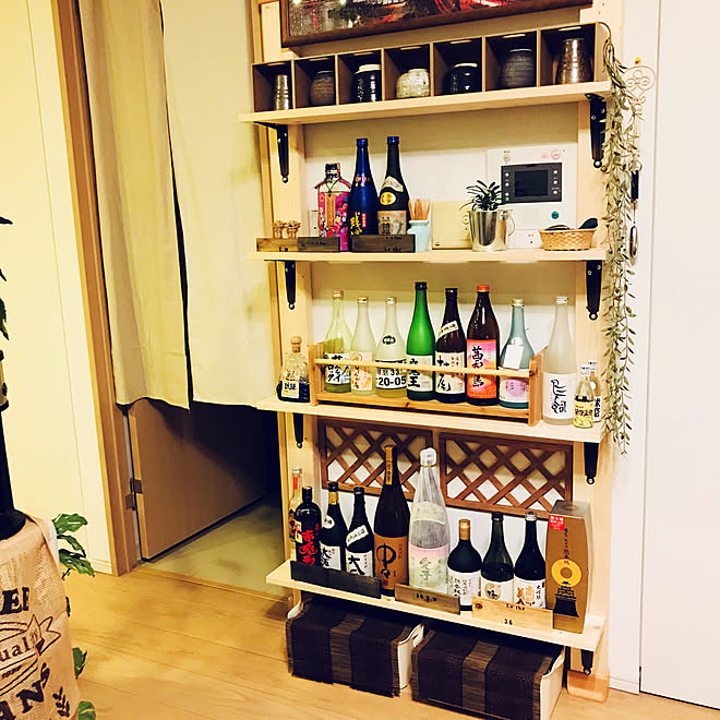 棚/焼酎コーナー/焼酎収納/焼酎棚 DIY/リビングの壁&hellip;などのインテリア実例 20180512 234041