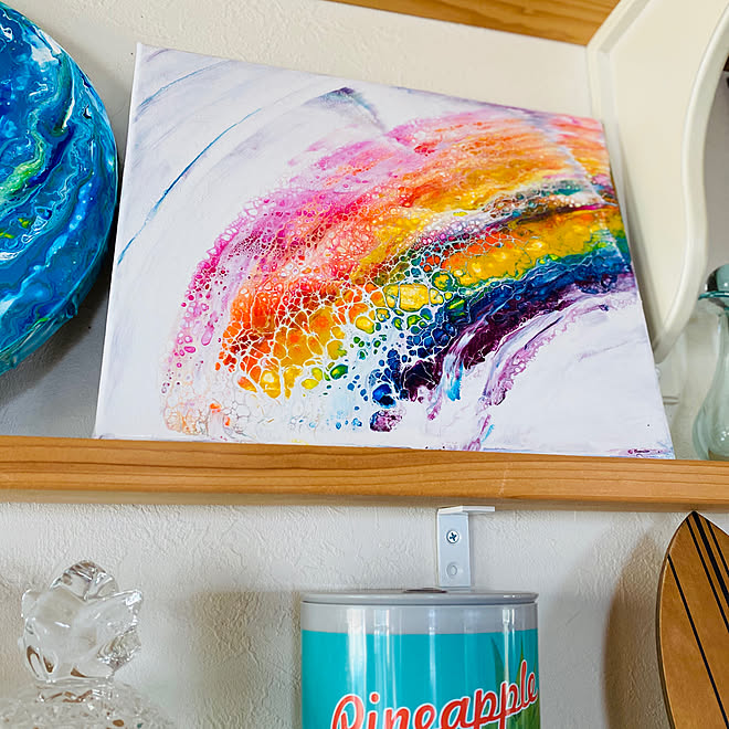 エセ画伯の絵 レインボー ポーリングアート フルイドアクリリックアート オールドハワイアン などのインテリア実例 04 15 16 11 57 Roomclip ルームクリップ