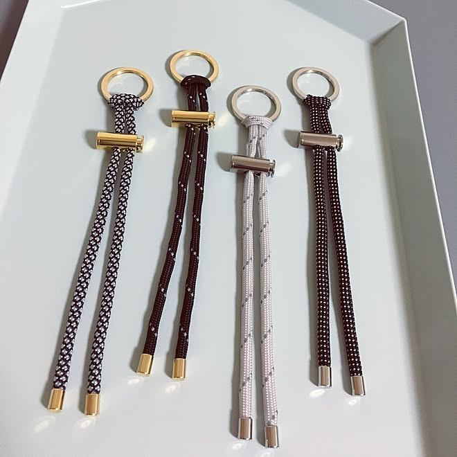 バス トイレ お菓子の袋だって閉じられます ブレスレットにもなります パラコードを使用 コードストッパーを使用 などのインテリア実例 16 09 23 17 53 07 Roomclip ルームクリップ