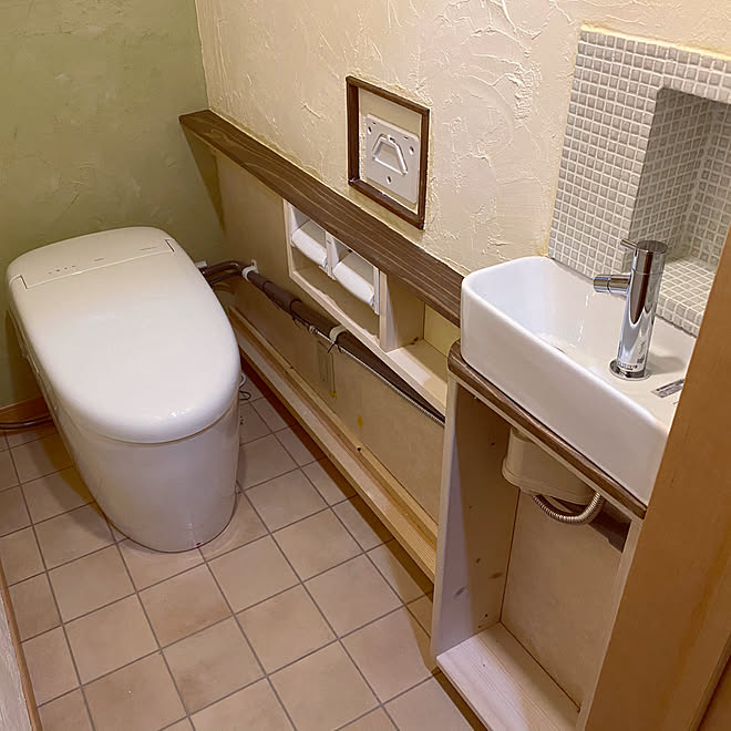 Toto タイルdiy トイレdiy ニッチdiy タイル貼りdiy などのインテリア実例 08 26 18 58 44 Roomclip ルームクリップ Toto タイルdiy トイレdiy ニッチdiy タイル貼りdiy などのインテリア実例 08 26 18 58 44 Roomclip ルームクリップ