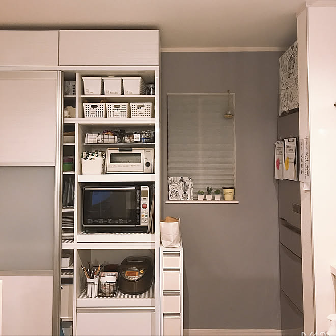 グレーインテリア 壁紙diy 建売住宅 食器棚オールイン キッチンボード などのインテリア実例 08 18 21 56 38 Roomclip ルームクリップ